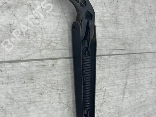 Front windshield wiper arm CHRYSLER VOYAGER / GRAND VOYAGER III (GS_, NS_) 2.5 TD | BP23703369C143 