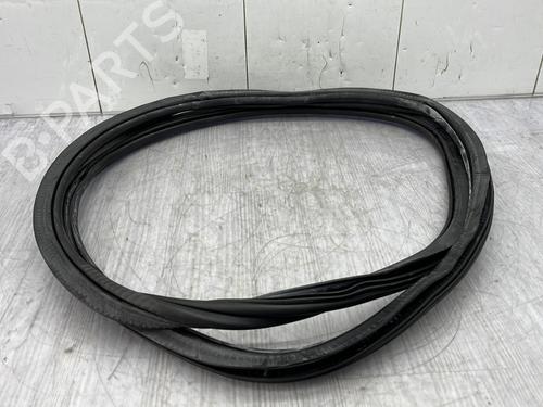 rubber-door-seal-audi-q5-8rb-2008-2009-2010-2011-2012-2013-2014-2015-2016-2017-2018-2019-23761358 main image