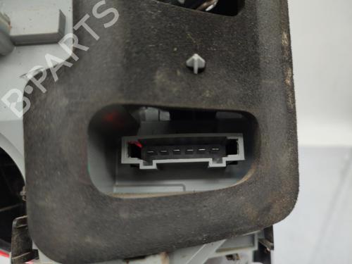 right-taillight-vw-fox-hatchback-5z1-5z3-5z4-2003-2004-2005-2006-2007-2008-2009-2010-2011-2012-2013-2014-2015-23721992 main image