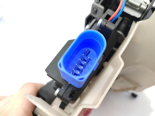 front-right-lock-vw-golf-v-1k1-2003-2004-2005-2006-2007-2008-2009-2010-23753903 main image