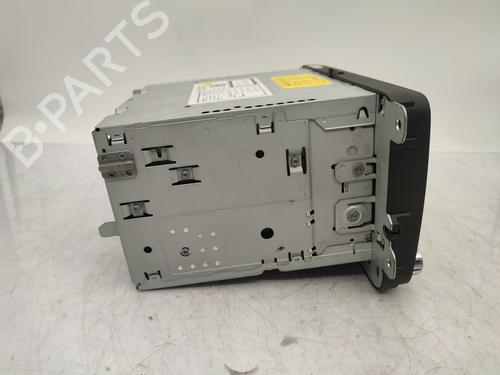 Used Radio Radio VW GOLF VI (5K1) 2.0 TDI (170 hp) 23684325 23684325