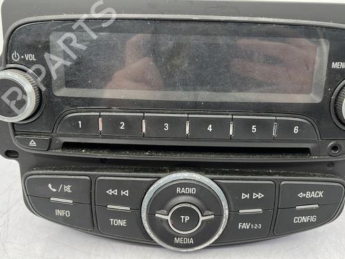 radio-opel-corsa-e-x15-2014-30940153 main image