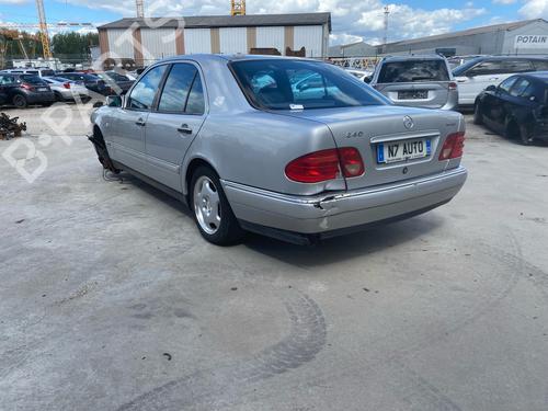 Dashboard MERCEDES-BENZ E-CLASS (W210) E 240 (210.061) | BP36440136C46 - Image 73