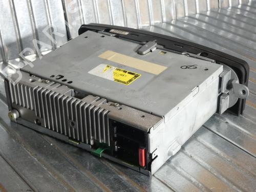 radio-mercedes-benz-c-class-t-model-s203-2001-2002-2003-2004-2005-2006-2007-23695275 main image