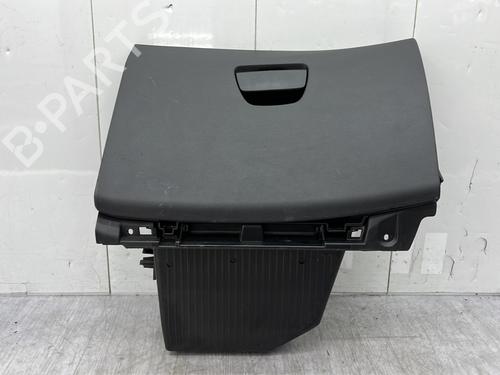Used Glove box PEUGEOT 208 I (CA_, CC_) 1.6 HDi / BlueHDi 75 (75 hp) 27236927