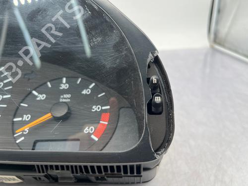 Quadro strumenti Quadro strumenti MERCEDES-BENZ C-CLASS (W202) C 220 D (202.121) (95 hp) 37418887 37418887