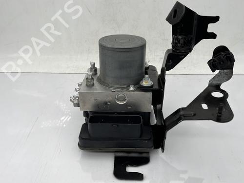 Used ABS pump ABS pump RENAULT CLIO V (B7_) 1.5 Blue dCi 100 (B7AD) (101 hp) 23758550 23758550