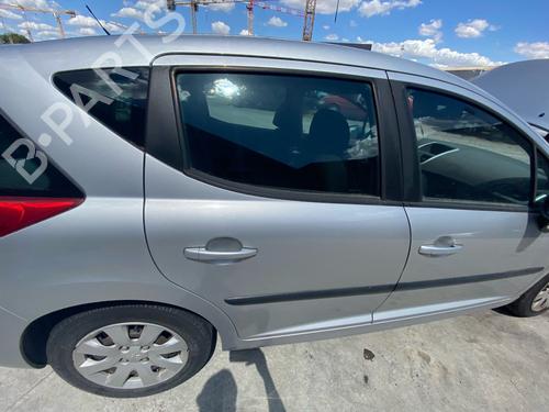 Bagstkærm Højre Bagstkærm Højre PEUGEOT 207 SW (WK_) 1.4 16V (95 hp) 36986423 36986423