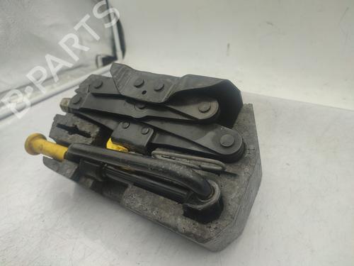 Jack Kit RENAULT LAGUNA I (B56_, 556_) 1.8 16V (B563, B564) | BP29744225C119 