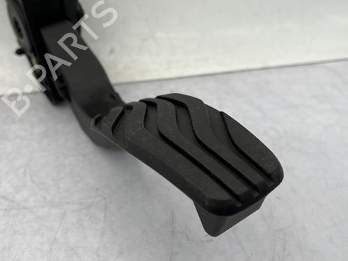 pedal-renault-clio-v-b7_-2019-23683599 main image