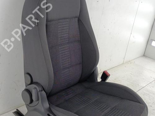 Used Right front seat VW TOURAN (1T1, 1T2) 2.0 TDI 16V (140 hp) 23677679