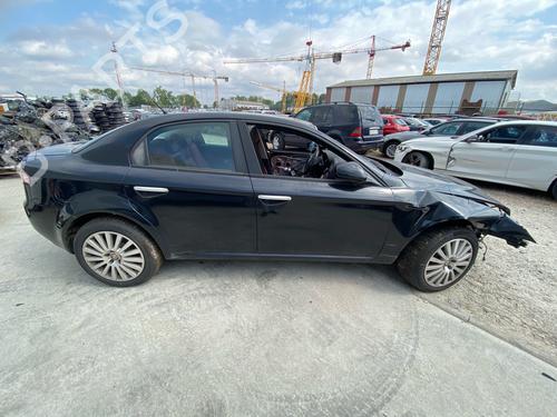 Dashboard ALFA ROMEO 159 (939_) 2.4 JTDM (939AXD12, 939AXD1B) | BP37494180C46 - Image 48
