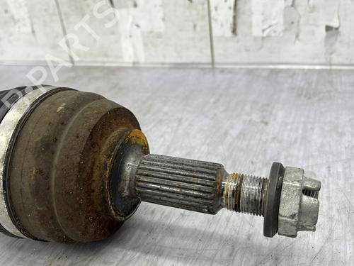 Left front driveshaft RENAULT MEGANE III Hatchback (BZ0/1_, B3_) 1.6 dCi (BZ00, BZ12, BZ13) | BP32389209M38