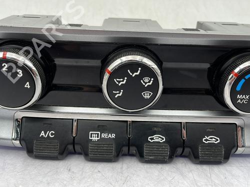 Used Climate control Climate control KIA RIO III (UB) 1.1 CRDi (75 hp) 30735986 30735986