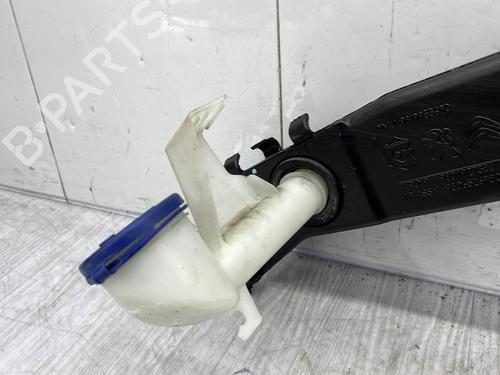 Windscreen washer tank PEUGEOT 308 II (LB_, LP_, LW_, LH_, L3_) 1.5 BlueHDi 130 | BP29897221C113