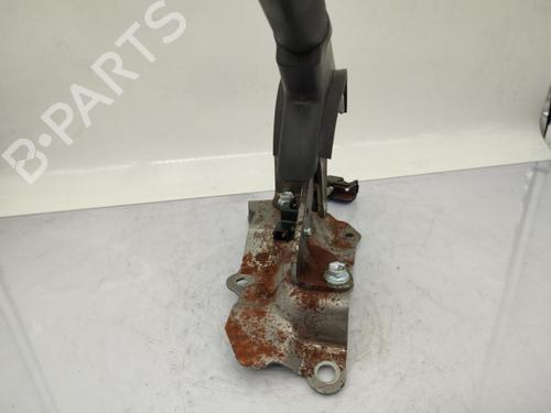 Used Hand brake Hand brake TOYOTA YARIS (_P9_) 1.4 D-4D (NLP90_, NLP90R) (90 hp) 23722444 23722444