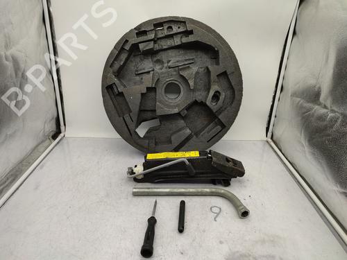 Used Jack Kit AUDI A3 (8P1) 1.9 TDI (105 hp) 27370357