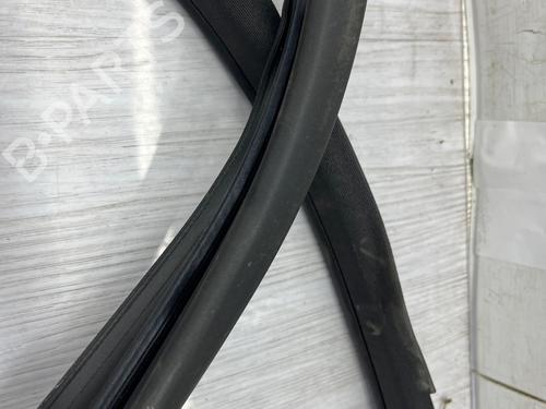 Used Rubber door seal Rubber door seal 38033110 38033110