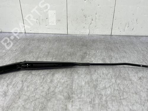 front-windshield-wiper-arm-renault-clio-iii-br01-cr01-2005-2006-2007-2008-2009-2010-2011-2012-2013-2014-23755895 main image