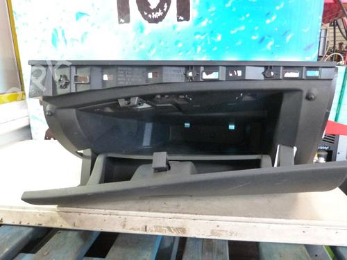 Used Glove box RENAULT MEGANE III Grandtour (KZ0/1) 2.0 dCi (KZ0Y) (150 hp) 23693018