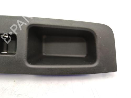 Right front window switch NISSAN X-TRAIL II (T31) 2.0 dCi 4x4 | BP23722345I26 