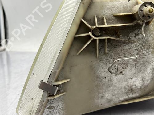 Right headlight PEUGEOT 309 II (3C, 3A) 1.4 | BP29839232C29