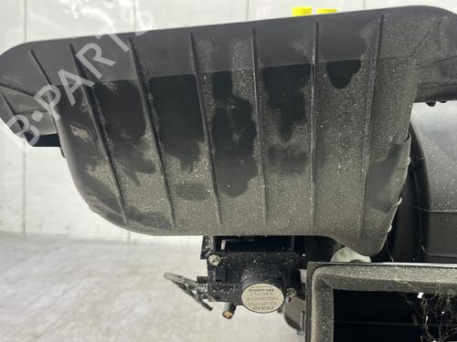 Used Heater matrix box Heater matrix box NISSAN MICRA V (K14) 0.9 IG-T (90 hp) 33737922 33737922
