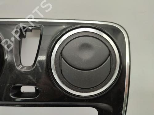 air-vent-dacia-lodgy-js_-2012-24498499 main image