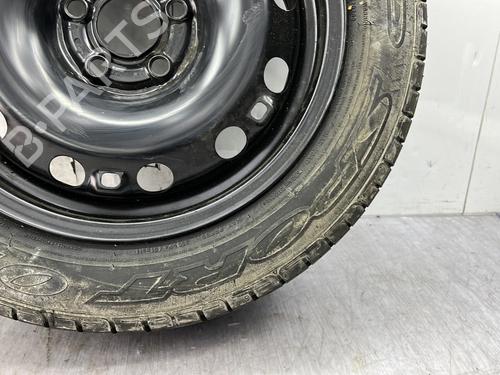 Used Jack Kit Jack Kit VW POLO V (6R1, 6C1) 1.4 TDI (75 hp) 33204133 33204133