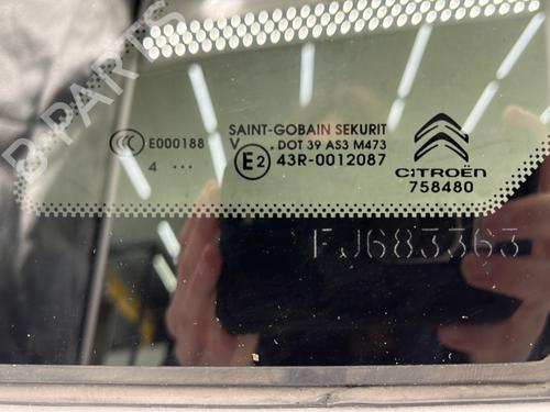 rear-right-quarter-glass-citroen-c4-picasso-ii-2013-33171656 main image