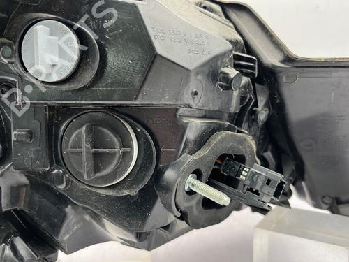 Right taillight PEUGEOT 308 II (LB_, LP_, LW_, LH_, L3_) 1.5 BlueHDi 130 | BP29839365C35