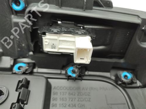 Armrest / Center console CITROËN C3 III (SX) 1.6 BlueHDi 100 | BP24538396I20  - Image 8