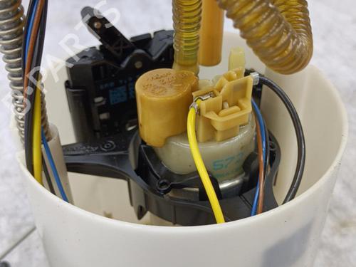 Used Fuel pump VW POLO V (6R1, 6C1) 1.6 TDI (90 hp) 23674976