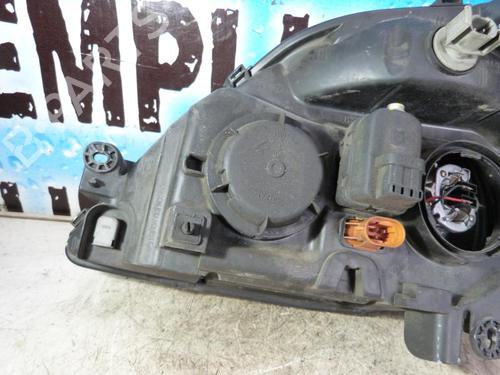 Phare droit RENAULT SCÉNIC I MPV (JA0/1_, FA0_) 1.8 16V (JA12, JA1R, JA1M, JA1A) (115 hp) 23668686