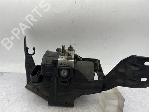 Used ABS pump FORD MONDEO III (B5Y) 2.0 16V (146 hp) 30870401