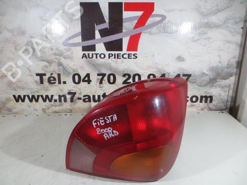 Used Right taillight FORD FIESTA IV (JA_, JB_) 1.25 i 16V (75 hp) 23673967
