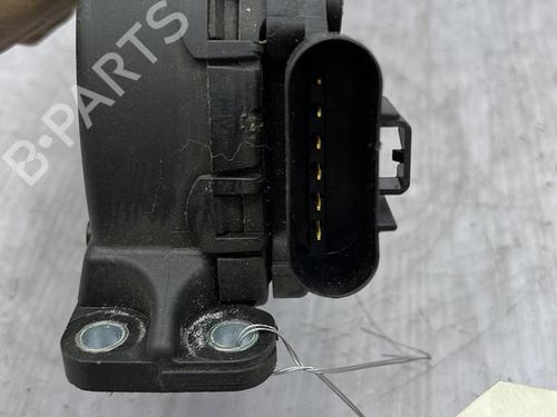 Used Pedal FORD FIESTA V (JH_, JD_) 1.4 TDCi (68 hp) 23705914