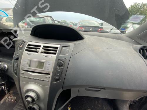 Dashboard TOYOTA YARIS (_P9_) 1.4 D-4D (NLP90_, NLP90R) | BP37993224C46 - Image 6