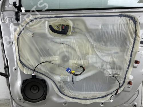 Right front door HYUNDAI TUCSON (JM) 2.0 CRDi All-wheel Drive | BP23751070C3 