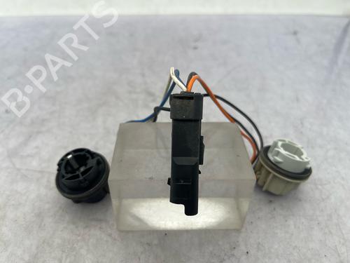 Lampeholder RENAULT TRAFIC II Bus (JL) 2.0 dCi 90 (JL00, JL01, JL0H, JL0M, JL0P, JL0S) | BP35890719L10 - Image 3