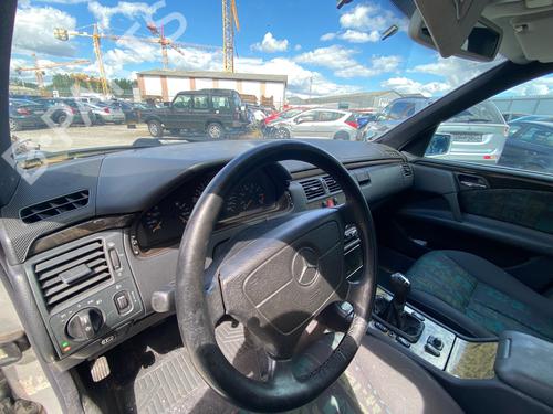 Dashboard MERCEDES-BENZ E-CLASS (W210) E 240 (210.061) | BP36440136C46 - Image 47