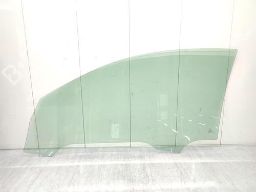 Used Front right door window PEUGEOT 206 Hatchback (2A/C) 1.4 i (75 hp) 23677177