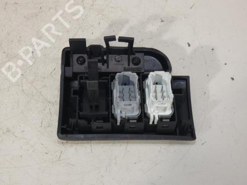 Used Switch RENAULT LAGUNA II (BG0/1_) 1.9 dCi (BG1A, BG1W, BG0G) (110 hp) 23670339