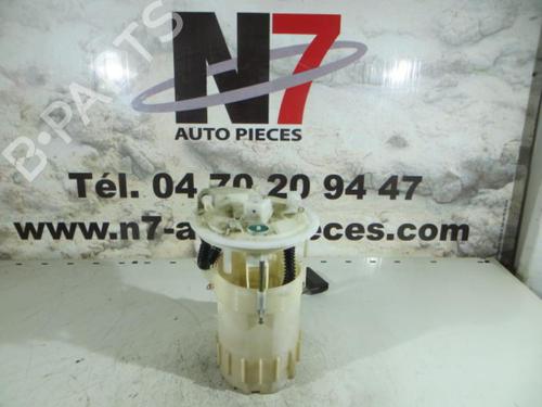 Used Fuel pump RENAULT MEGANE II Coupé-Cabriolet (EM0/1_) 1.9 dCi (120 hp) 23711033