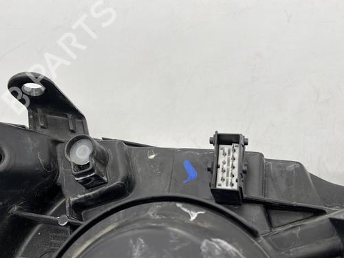 Left headlight PEUGEOT 307 Break (3E) 1.4 16V | BP30129213C28