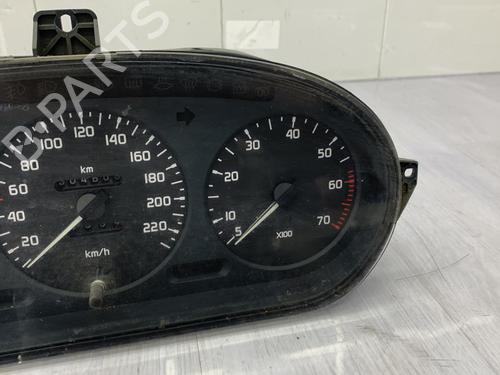 Instrumentenkombination für RENAULT MEGANE I (BA0/1_) 1.4 e (BA0E, BA0V) (75 hp) 23673713