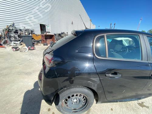 Bagstkærm Højre Bagstkærm Højre PEUGEOT 208 II (UB_, UP_, UW_, UJ_) 1.2 PureTech 75 (75 hp) 37022765 37022765