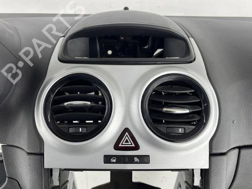 Dashboard OPEL CORSA D (S07) 1.4 (L08, L68) | BP23757924C46 - Image 2