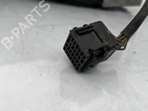 Left headlight FORD MONDEO III (B5Y) 2.0 16V | BP30125621C28 