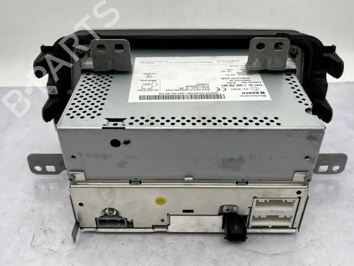 Used Radio Radio NISSAN MICRA V (K14) 0.9 IG-T (90 hp) 23753166 23753166